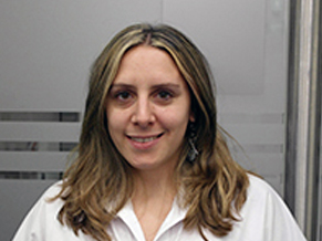 Ainara Aznar odontóloga clínica dental IMQ Avenida Vitoria Gasteiz